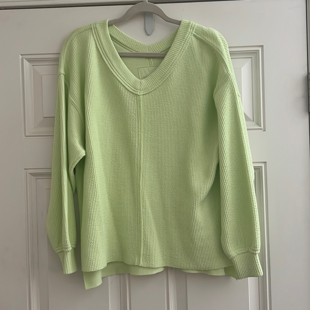 V neck sweater